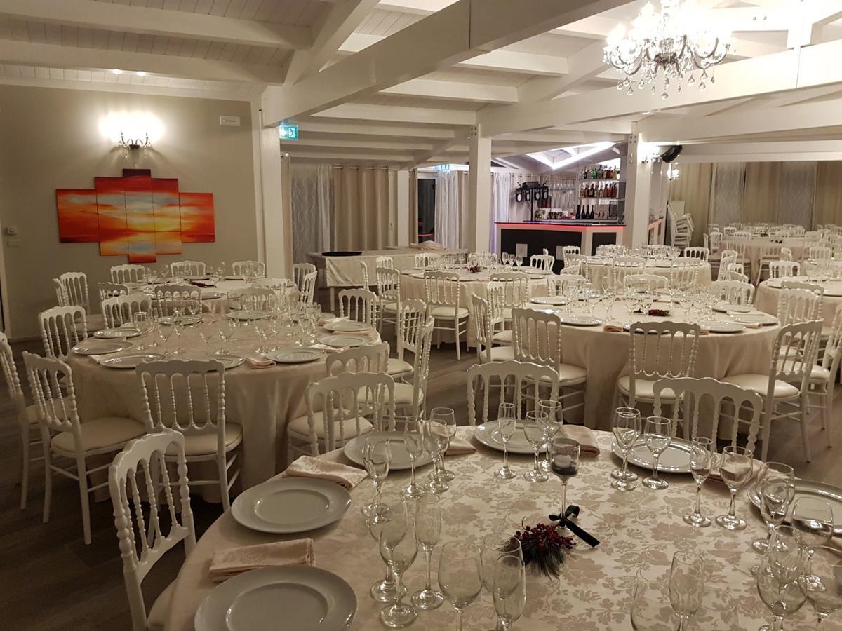 Country House Resort Villa Giardino Degli Eventi 法诺 外观 照片