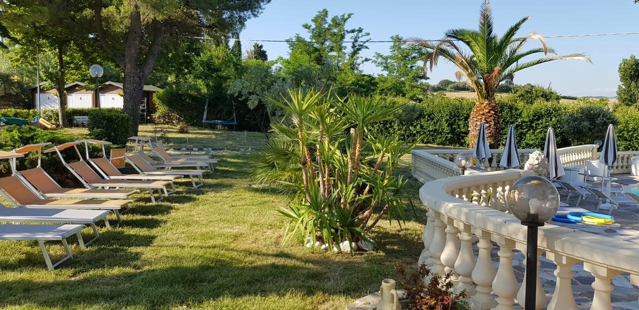 Country House Resort Villa Giardino Degli Eventi 法诺 外观 照片